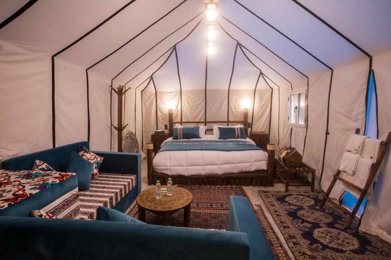 ホテル Oasis Luxury Camp メルズーガ エクステリア 写真